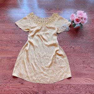DR99 Gianni Bini Gold Shift Dress
